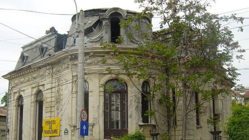 Procurorii au dispus oprirea temporară a lucrărilor la blocul de locuinţe din str. Visarion / Șase persoane sunt urmărite penal. Ce acuzații li se aduc