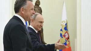 Putin, după întâlnirea cu emisarii americani: „Rusia va prelua controlul asupra Donbassului, prin mijloace militare sau de altă natură / Teritoriile controlate de Ucraina vor fi preluate militar sau trupele ucrainene le vor părăsi”