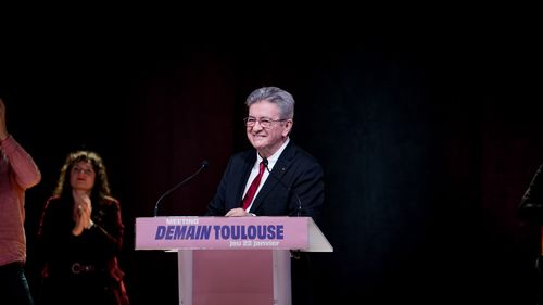 Partidul Franța Nesupusă (LFI) este acum clasificat ca partid de extremă stânga de către ministerul de interne de la Paris. Liderul Jean-Luc Mélenchon: “Decizie de republică bananieră”