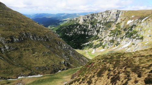 GALERIE FOTO Pauza de respirație. Imagini spectaculoase din Parcul Natural Bucegi, surprinse de un ranger local