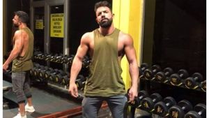Boxerul turc Selim Ahmet Kemaloglu şi-a ucis duminică prietena. Sportivul de 26 de ani locuia în același apartament cu tânăra pe care a ucis-o