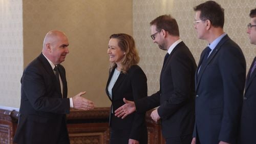 Lasconi, despre cum va proceda să-l înlocuiască pe Ciolacu cu Bolojan în funcția de premier, cu care partide s-ar alia USR-ul: Vom avea o majoritate parlamentară, o să vedeți atunci, nu vă spun acum toate secretele