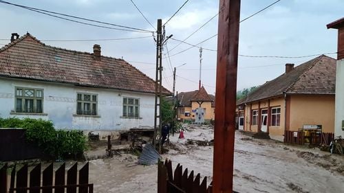 Apel lansat de moți, în urma inundațiilor devastatoare care au lovit localitățile din Apuseni: „Fii moț, fie și numai printr-un simplu gest! Arată că îți pasă!”