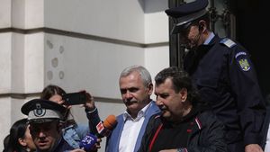 Dragnea despre solicitarea DNA de a i se judeca mai repede dosarul: DNA-ul lui Iohannis a intrat în panică, este mult prea pe față. Au în grafic când trebuie să fie executat unul sau altul?