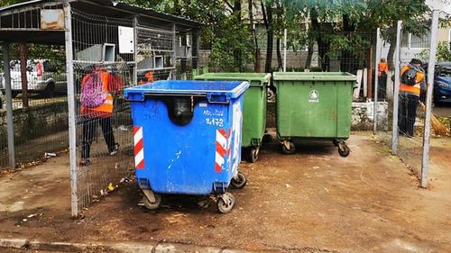 Compania de salubritate Rosal acuză primăria Ploieşti de subfinanţare/ Primarul Voloșevici spune că bani sunt, dar operatorul nu vrea să lucreze