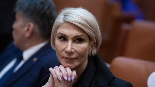 Raluca Turcan, despre condiția femeii în politică: O lume extrem de misogină şi de sexistă. Orice femeie din politică trece cel puţin prin situaţii de agresiune verbală, grotescă până în măduva oaselor, care te fac să plângi