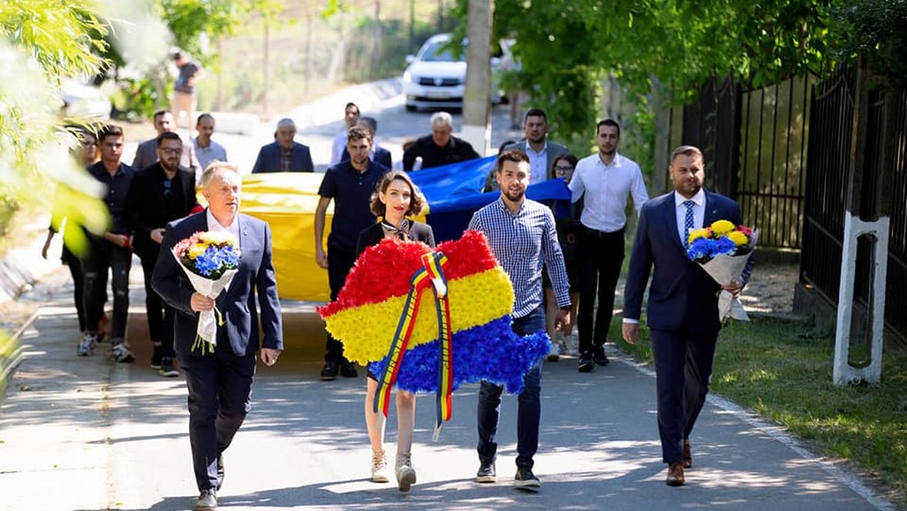George Stângă a fost ales preşedinte al PNL Galaţi. Deputatul, înregistrat de procurorii DNA în timp ce încerca să intervină pe lângă ministrul Drulă ca să îi țină oamenii în funcții