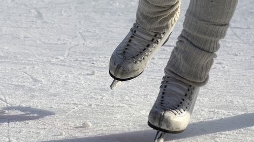 Se deschid patinoarele în aer liber din municipiul Braşov