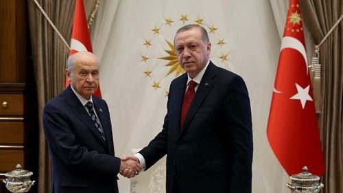 Alegeri anticipate în Turcia. Peste 66 de zile Erdogan devine sultan?