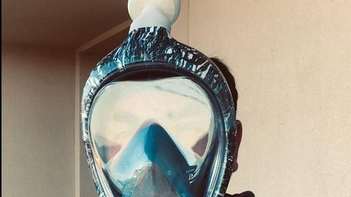 Harghita: Un medic şi un producător de desene animate au adaptat o mască de snorkeling pentru uz medical. Ei folosesc o imprimantă 3D