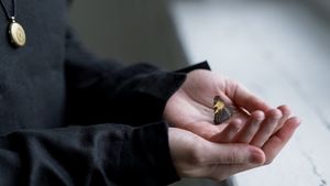 Necunoscuții Copii-fluture. Mărturia unei mame: Aproape nimic nu e voie. E cumplit