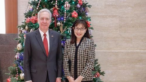 Ambasadorul Hans Klemm a părăsit România: ”Vă mulțumesc pentru căldura cu care m-ați primit peste tot”