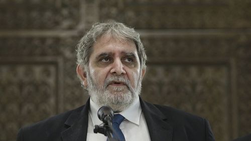 Toți cei 17 deputați ai minorităților naționale vor vota guvernul PNL, anunță Varujan Pambuccian