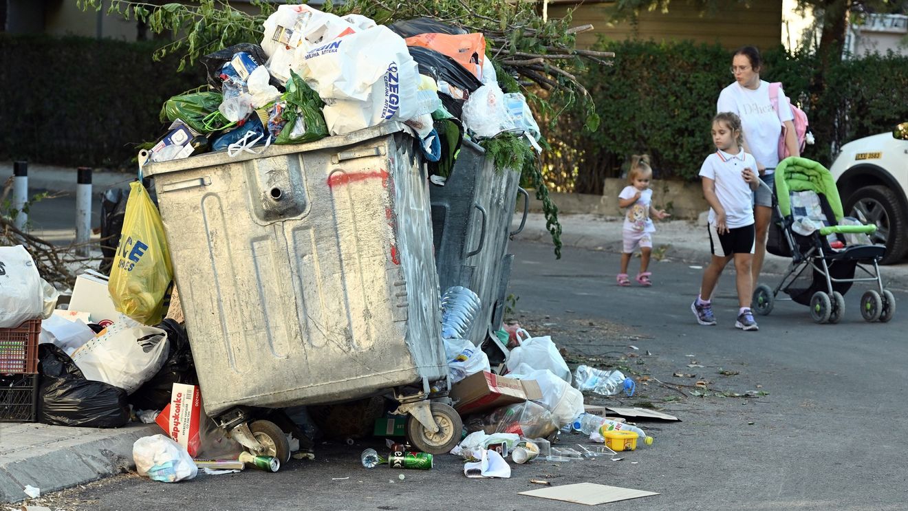 Skopje, capitala Macedoniei de Nord, se sufocă sub gunoaie și promisiuni electorale