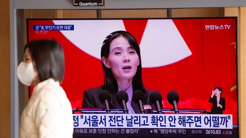 Sora lui Kim Jong Un apare într-o rară înregistrare alături de doi copii, probabil ai săi - serviciile secrete sud-coreene