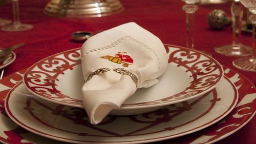 Grupul de lux Hermès construiește o nouă fabrică de porțelan în Franța