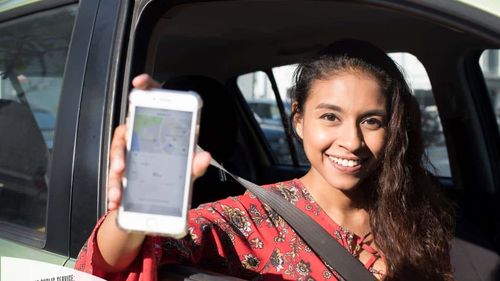 Ce face PSD în Singapore: a educat funcționarii publici să fie inventivi, iar acum reformează toată administrația și le dă oamenilor soluții practice