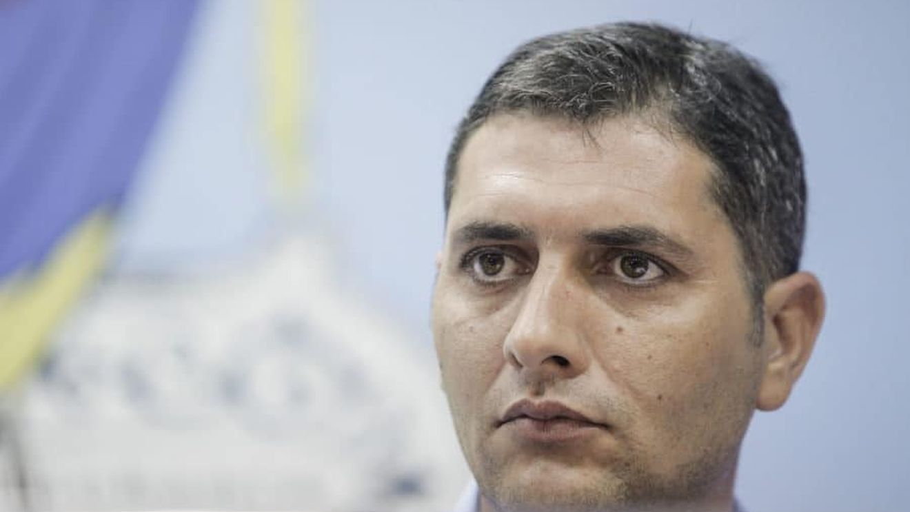 VIDEO UPDATE Șefii Jandarmeriei, Ionuț Sindile, Sebastian Cucoș și Laurențiu Cazan, puși sub acuzare în dosarul reprimării violente a mitingului din 10 august/ Au fost huiduiți copios de un grup de protestatari