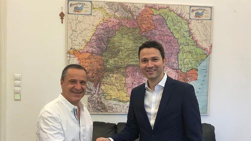 PNL Cluj l-a cooptat pe actorul Claudiu Bleonț pentru primăria Beliș, deși acesta inițial a fost curtat de USR