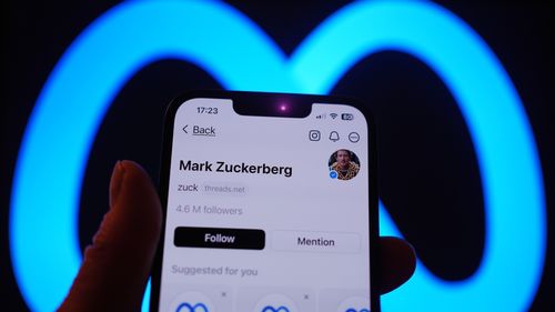 Toate schimbările făcute de Meta (Facebook) înainte ca Donald Trump să preia puterea: renunță la verificarea faptelor, oferă mai multe locuri de muncă într-un stat cu conducere republicană / Zuckerberg i-a cerut lui Trump protecție în fața UE