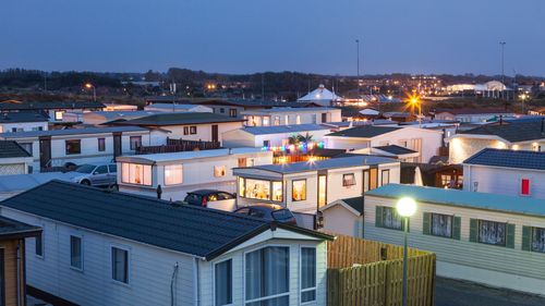 Școli închise în două orașe olandeze din cauza unui val de violențe și abuzuri în care au fost implicate două grupuri de tineri