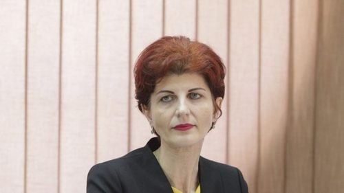 Preşedintele CSM, de Ziua Justiţiei: E datoria noastră, prin unitate profesională şi morală, să identificăm pârghiile pentru menţinerea actului de justiţie la cele mai înalte standarde, în scopul protejării cetăţenilor împotriva oricărui arbitrariu