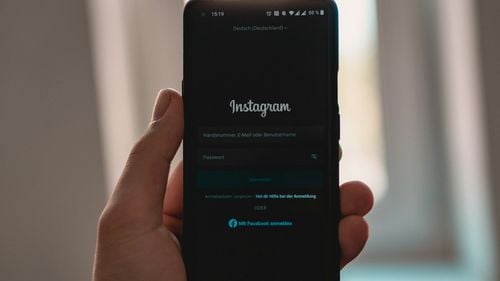 Utilizatorii Instagram îşi vor putea crea propriile personalităţi virtuale cu ajutorul AI Studio