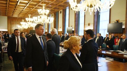 Premierul Dăncilă se plânge că nu a fost invitată la summitul UE de la Sibiu: Mi se pare totuşi nepotrivit