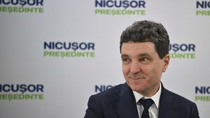 Nicuşor Dan, despre perioada când a făcut stagiul militar: Am fost ultima promoţie care a făcut nouă luni. Era o perioadă în care România făcea economie, toată armata am tras 50 de cartuşe sau poate 30