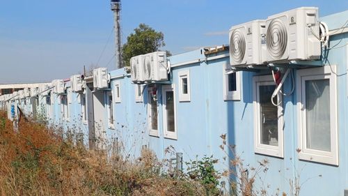 Meteorologii de la staţia meteo de pe vârful Vlădeasa, distrusă într-un incendiu, vor sta în containere modulare