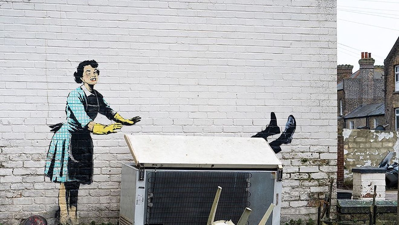 O operă a lui Banksy dezvăluită de Valentine's Day cu tema violenței conjugale a fost compromisă de ”agenți de salubrizare zeloși”