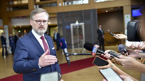 Avioanele de luptă ale Cehiei vor proteja spațiul aerian al Slovaciei începând din septembrie, anunță premierul Petr Fiala