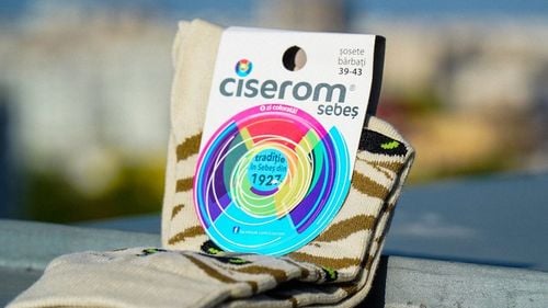 Un sibian a cumpărat fabrica de ciorapi Ciserom Sebeș / Va urma o concediere colectivă / ”Producem o pereche de șosete cu 17 lei și o vindem cu 5 lei. Nu se poate continua așa”