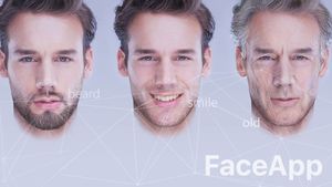 Populara aplicaţie rusească FaceApp stârneşte îngrijorări în SUA şi Marea Britanie în legătură cu siguranţa utilizatorilor / Un senator american a cerut o investigație privind "riscurile pentru securitatea naţională şi viaţa privată"