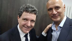 SURSE Senatorul USR Sorin Șipoș, fost coleg de clasă cu președintele Nicușor Dan, în cărți pentru funcția de ministru al Apărării / De profesie inginer electrotehnist, Șipoș este membru în Comisia SIE a Parlamentului
