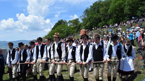 Bolojan, mesaj cu prilejul Zilei Maghiarilor de Pretutindeni: În România, maghiarii au contribuit la cooperarea dintre comunităţi, încurajând un climat paşnic, echilibrat şi pluralist