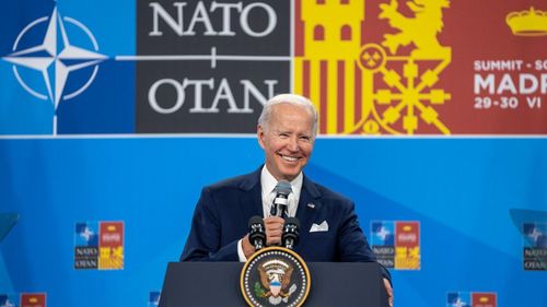 Zelenski, în drum spre SUA / Biden confirmă vizita președintelui ucrainean la Washington și livrarea de rachete Patriot