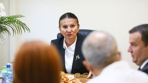 EXCLUSIV Ministrul Sănătății, Sorina Pintea, a numit-o manager la Spitalul de arși pe Simona Carmen Hîrțea, la un an și jumătate după ce Corpul de Control al ministerului a constatat că a avut un management dezastruos la Institutul Parhon