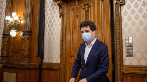 USR București îl acuză pe Nicușor Dan că nu a obținut niciun sprijin de la Guvern pentru sistemul de termoficare al Capitalei și îi cere să facă publică suma primită pentru compensarea facturilor la încălzire