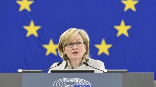 Irlanda pierde comisarul pentru comerț. Noul comisar irlandez, Mairead McGuinness, rămâne cu serviciile financiare și piața de capital