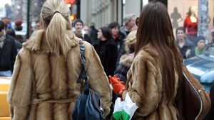 Blana revine puternic în modă – și este mai controversată ca niciodată