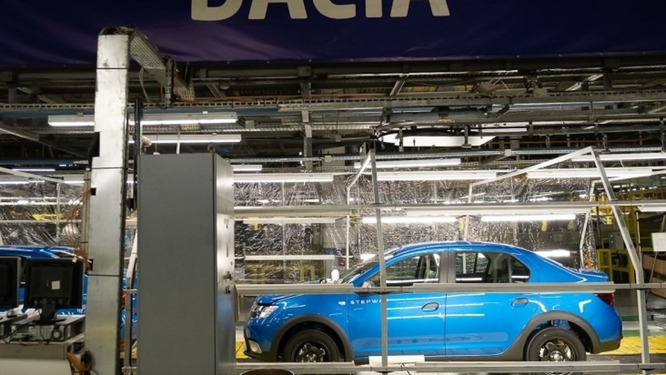 Dacia și-a oprit producția din cauza crizei globale de semiconductori