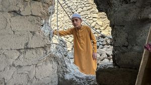 Guvernul pakistanez anunță că a atacat din nou Afganistanul, ucigând zeci de persoane, în semn de represalii pentru un atac terorist în sudul Pakistanului, atribuit unui grup islamist afgan