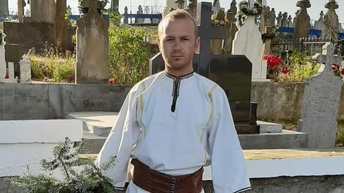 Un sibian candidează pentru Consiliul Local împreună cu fratele, mama și bunica, sub deviza "familia Zară, o familie unită"