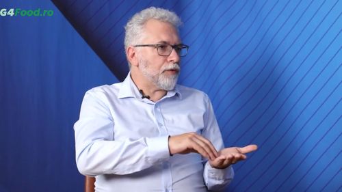 VIDEO | Sebastien Record, francezul care îi învață pe fermierii români cum să vindece solul. „Ne-am îndepărtat prea mult de sol și de ecosistemele lui. Acum e timpul să ne reconectăm”