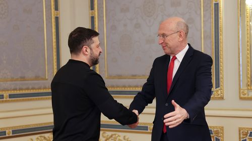 Ministrul britanic al Apărării demisionează și îl acuză pe Keir Starmer că subfinanțează armata