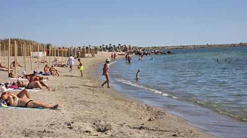 Peste 200.000 de turişti, aşteptaţi pe litoral în minivacanţa de Sfânta Maria. Va fi cel mai aglomerat weekend la mare