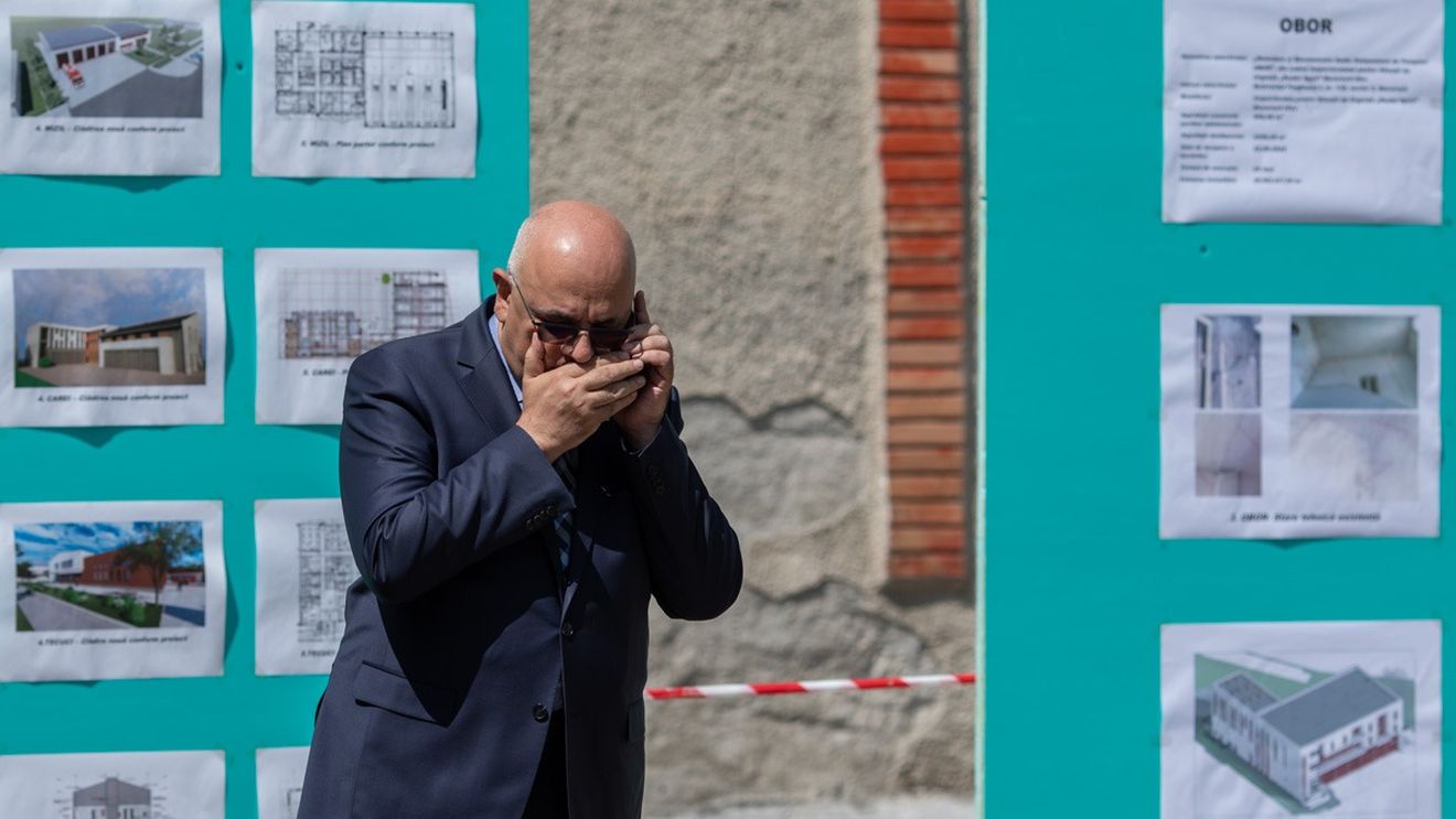 Sindicaliştii din Ambulanţă, memoriu despre ”situaţia critică” în care se află serviciul sub coordonarea DSU și amenință cu ”ample acțiuni de protest, indiferent de consecințe”/ Sindicaliştii susţin demersurile lui Rafila de a prelua Ambulanța și Urgențele/ Reacția DSU condus de Arafat