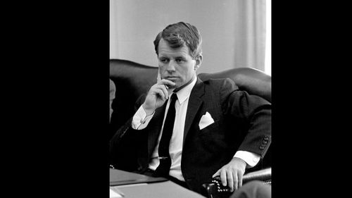 Guvernatorul statului american California a respins eliberarea condiţionată a lui Sirhan Sirhan, asasinul lui Robert Kennedy în 1968