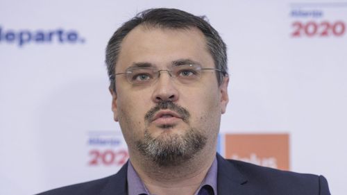 Ghinea le răspunde lui Bode și Ciolacu: ”Pe fond, băieții ăștia chiar sunt atât de proști cât par” / Îl acuză pe Ciolacu de faptul că minte atunci când vorbește despre secretizarea PNRR și pe Bode că a plagiat în teza de doctorat